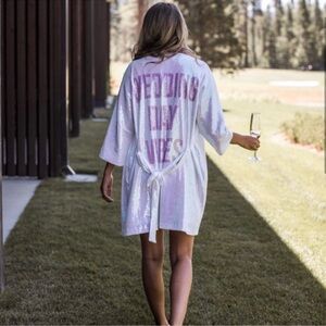 Hayley Paige Wedding Day Vibes Robe Size Medium